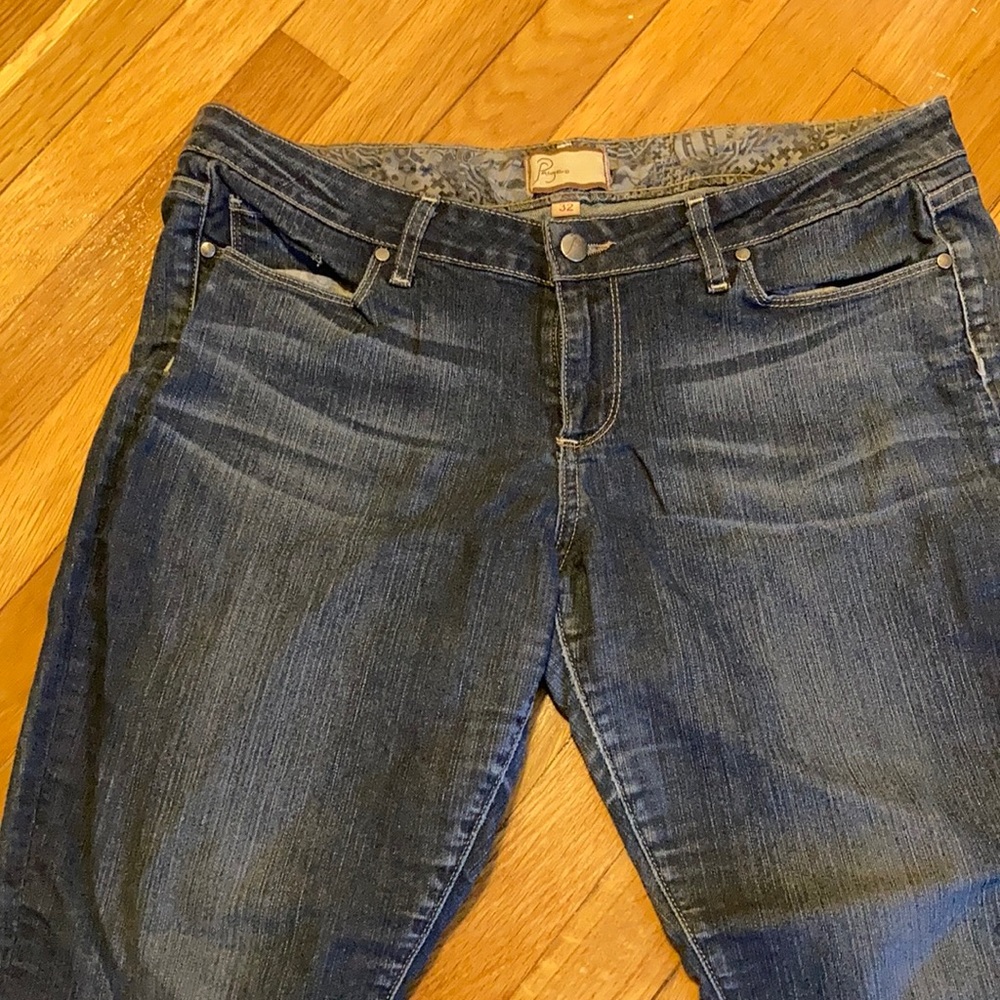 Paige jeans. Roxie crop. Good used condition.
